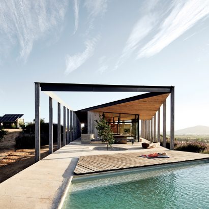 Casa 14 by Alvano y Riquelme Architects