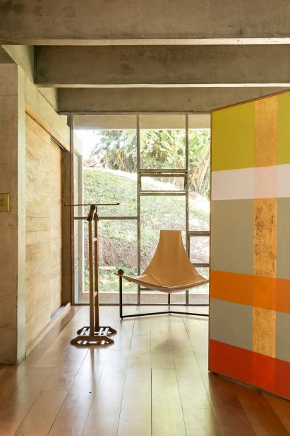 Casa Bibilioteca by Atelier Branco