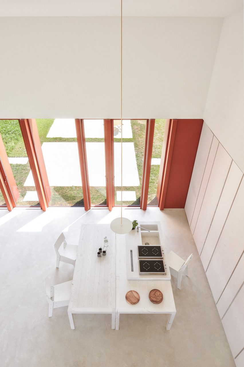Casa di ConFine by Simone Subissati Architects
