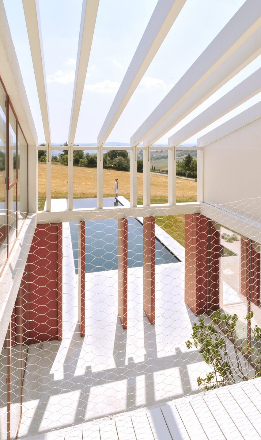 Casa di ConFine by Simone Subissati Architects