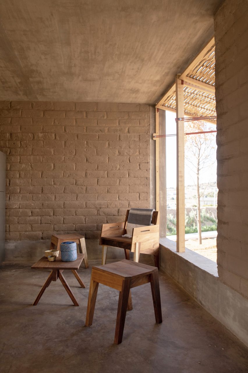Casa Hilo by Zeller & Moye