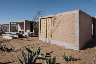 Casa Hilo by Zeller & Moye