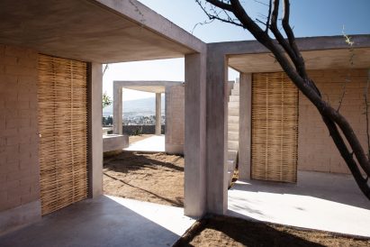 Casa Hilo by Zeller & Moye