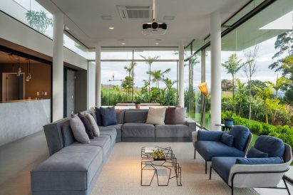 Casa Neblina by FGMF Arquitetos