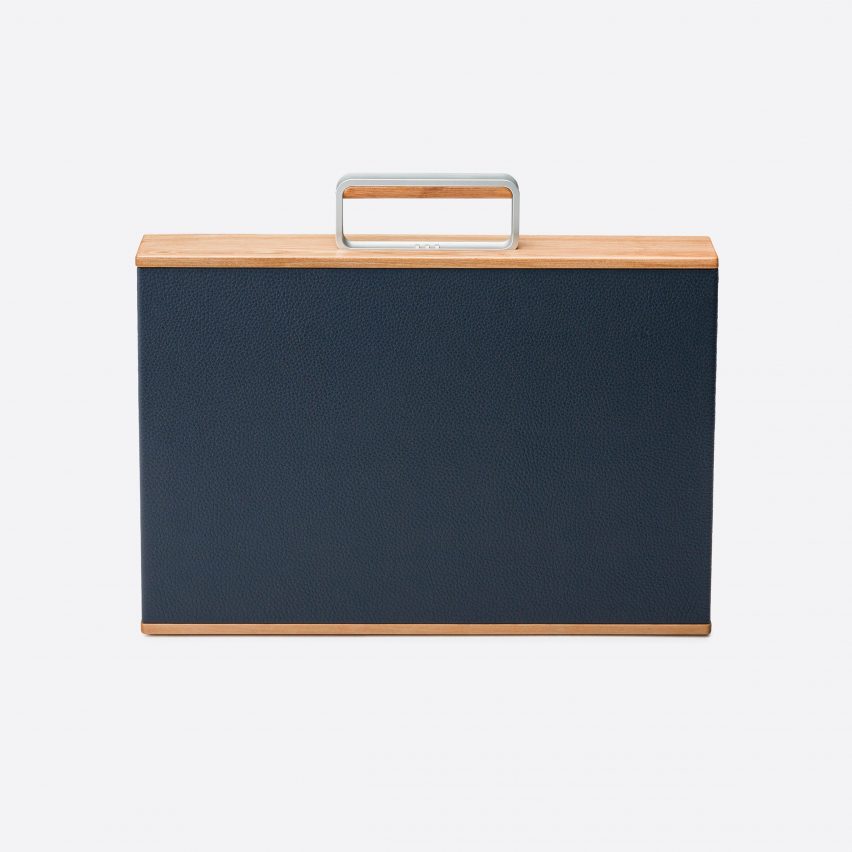 Charles Simon luggage