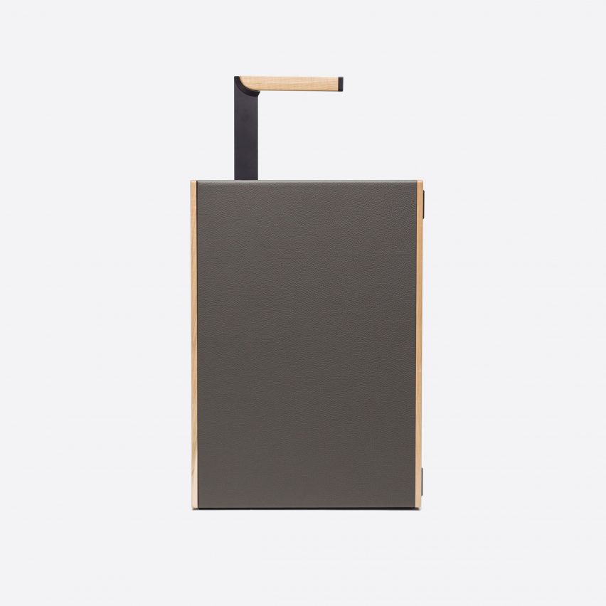 Charles Simon luggage