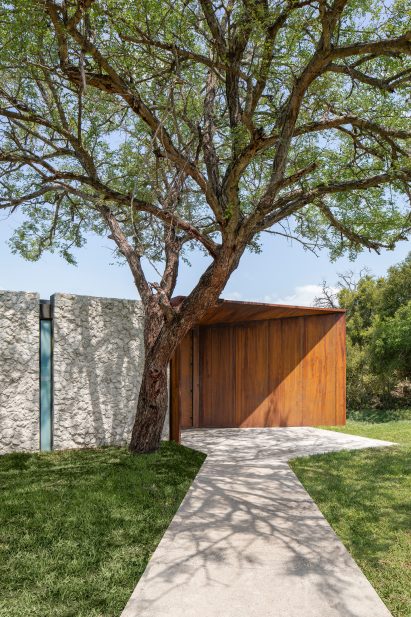 Cheetah Plains safari lodge by ARRCC