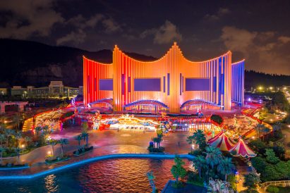 The Chimelong Theatre by Stufish
