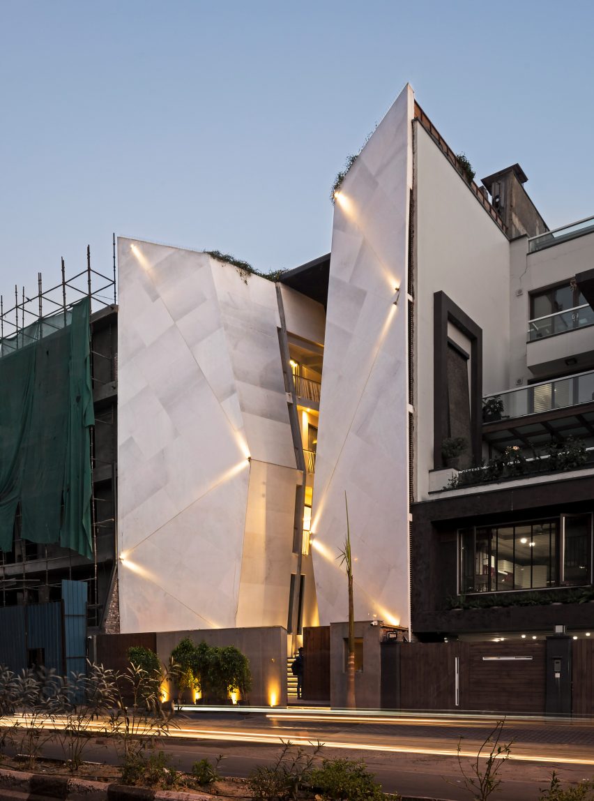 Cleft House in New Delhi by Anagram Architects