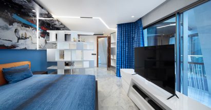 Cleft House in New Delhi by Anagram Architects