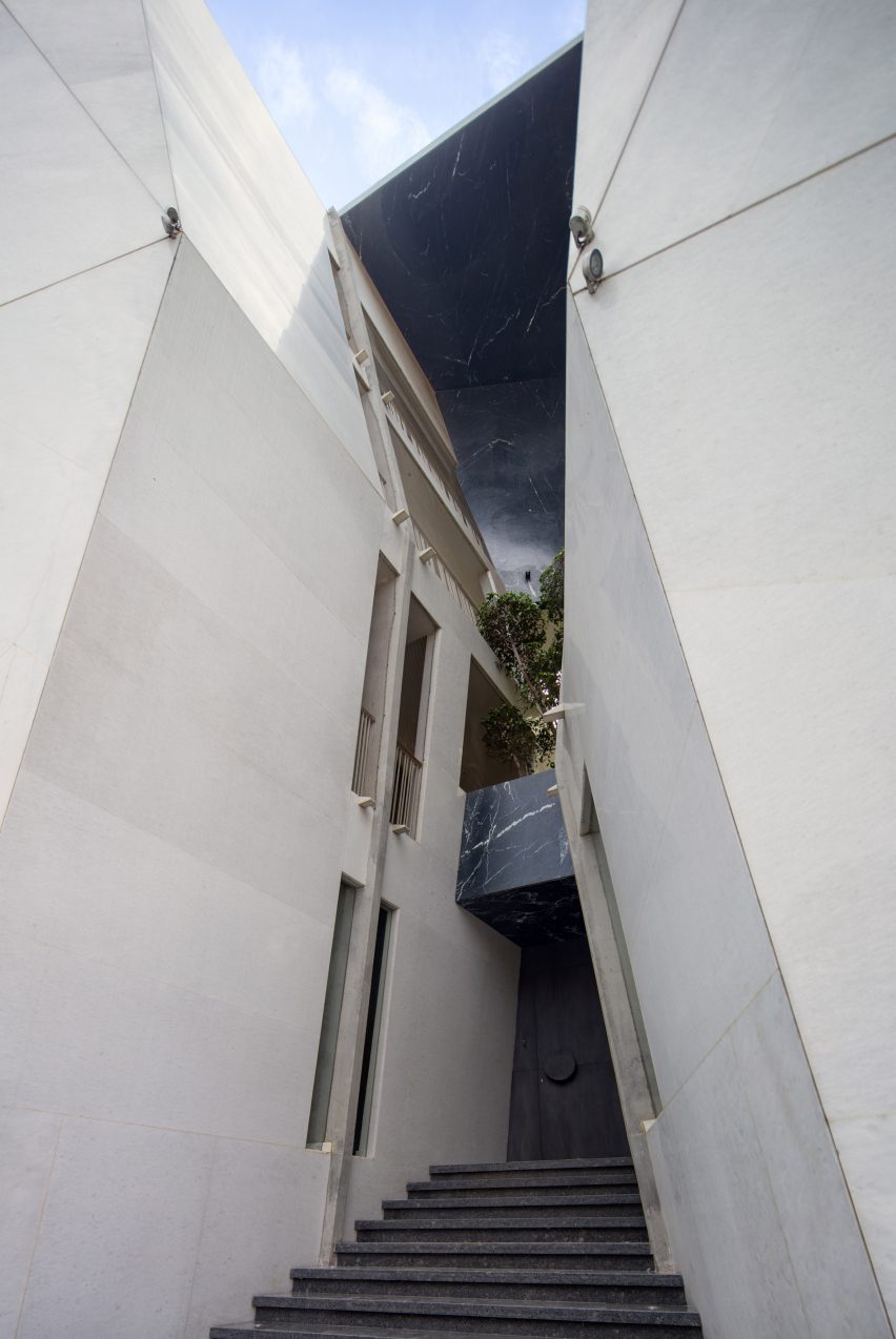 Cleft House in New Delhi by Anagram Architects