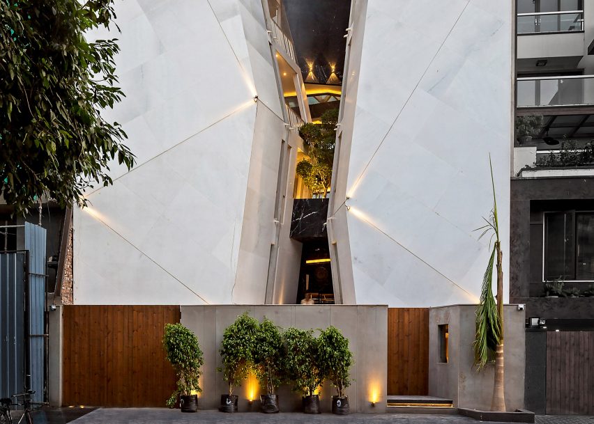 Cleft House in New Delhi by Anagram Architects