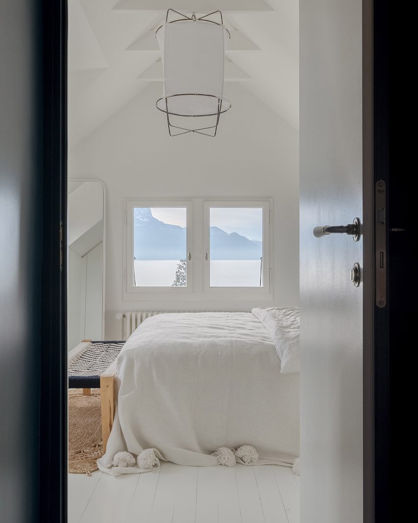 Corseaux villa by Bureau Brisson Architectes