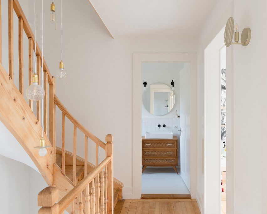 Corseaux villa by Bureau Brisson Architectes