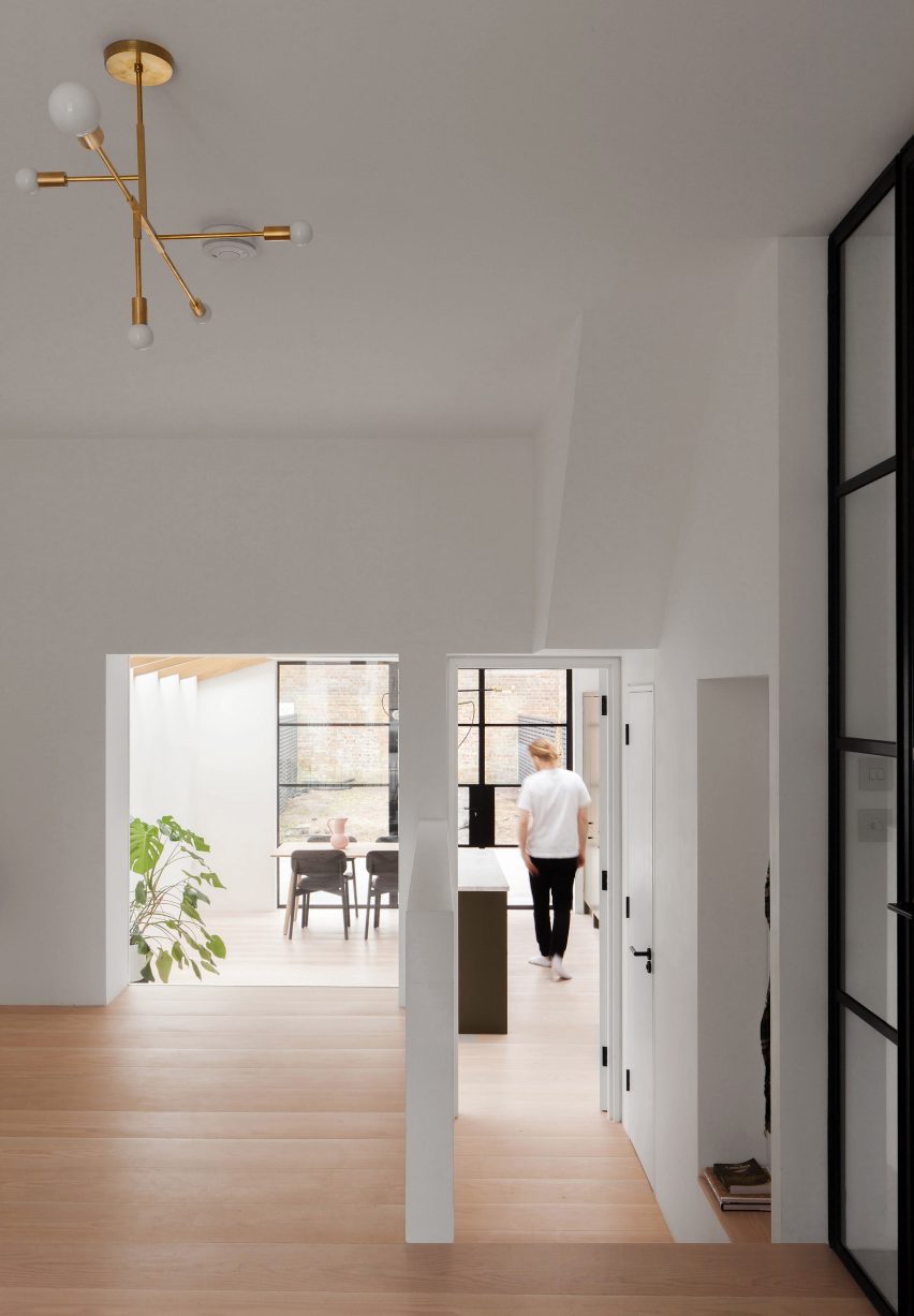 De Beauvoir Townhouse by HÛT