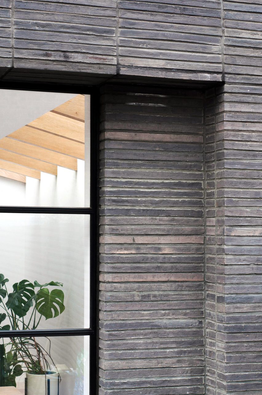 De Beauvoir Townhouse by HÛT