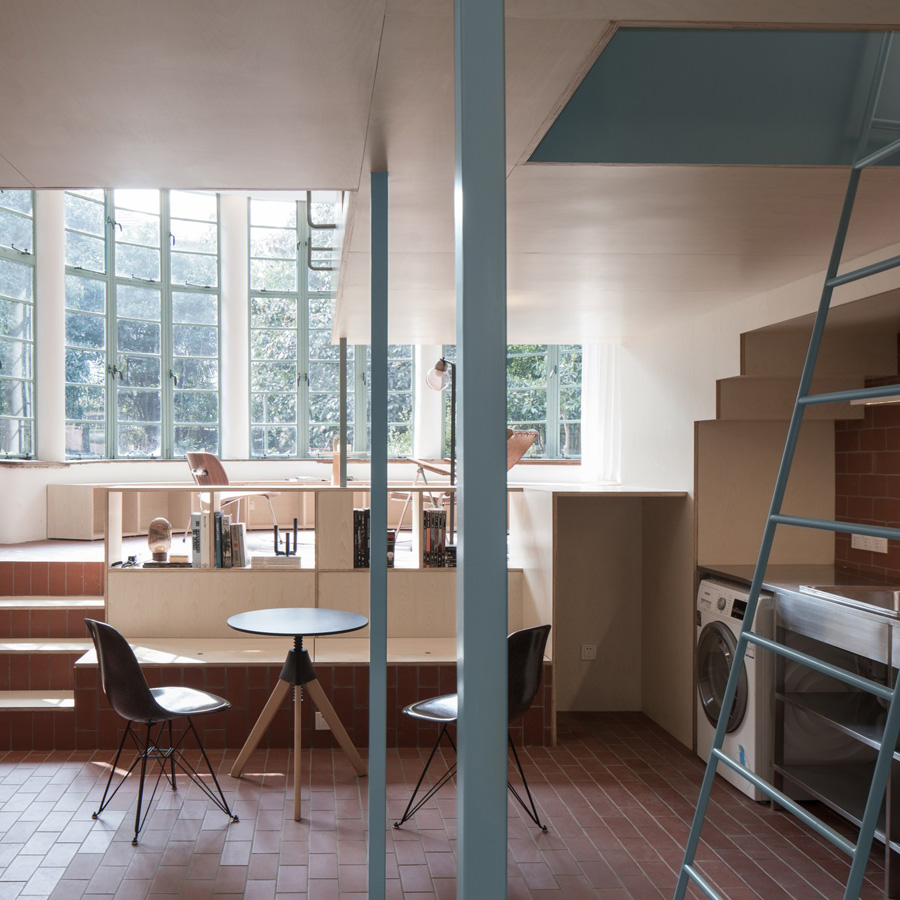 A U shaped room by Atelier Tao+C