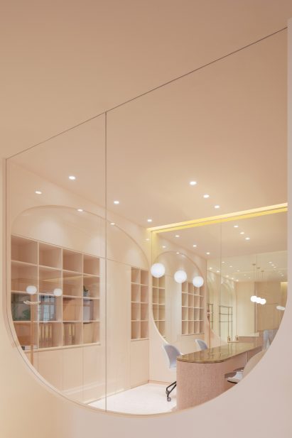 Ecnesse beauty salons by Penda
