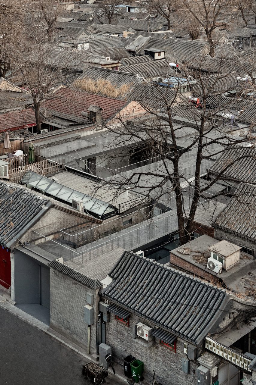 Folding Courtyard by Arch Studio