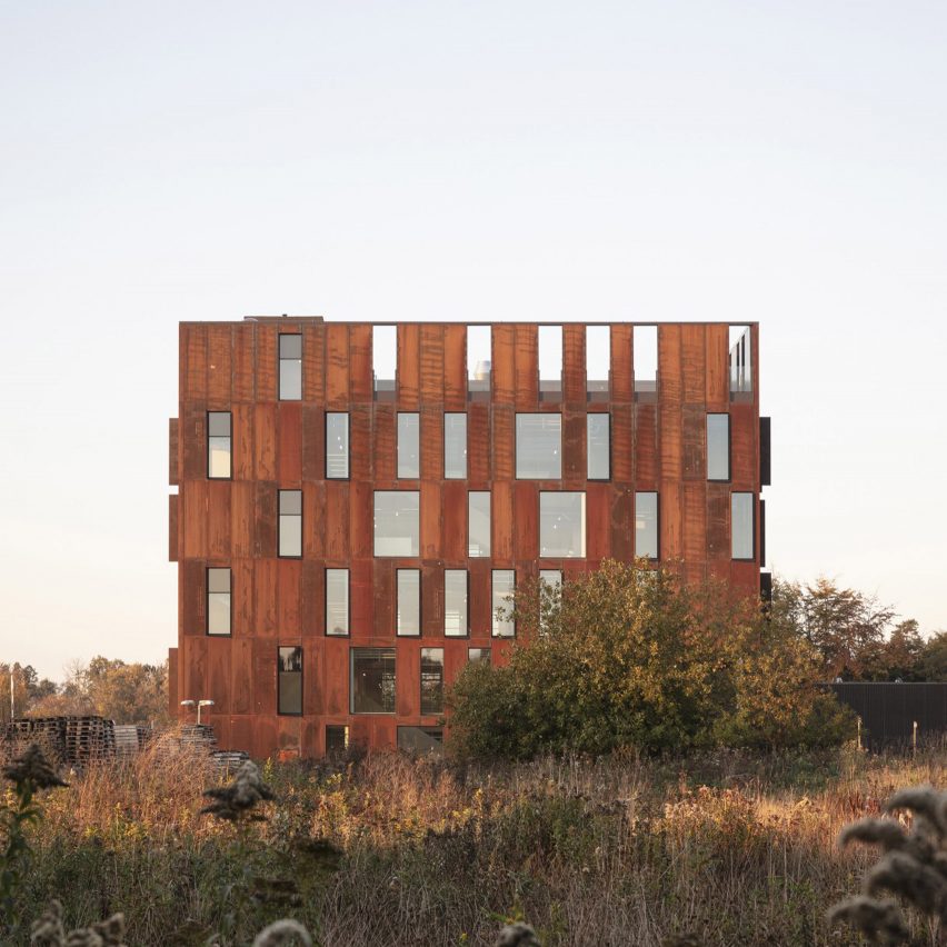 Forsyning Helsingør Operations Centre by Christensen & Co