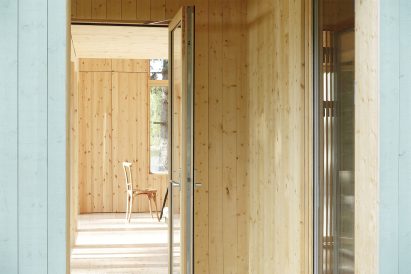 Granholmen summerhouse by Bornstein Lyckefors