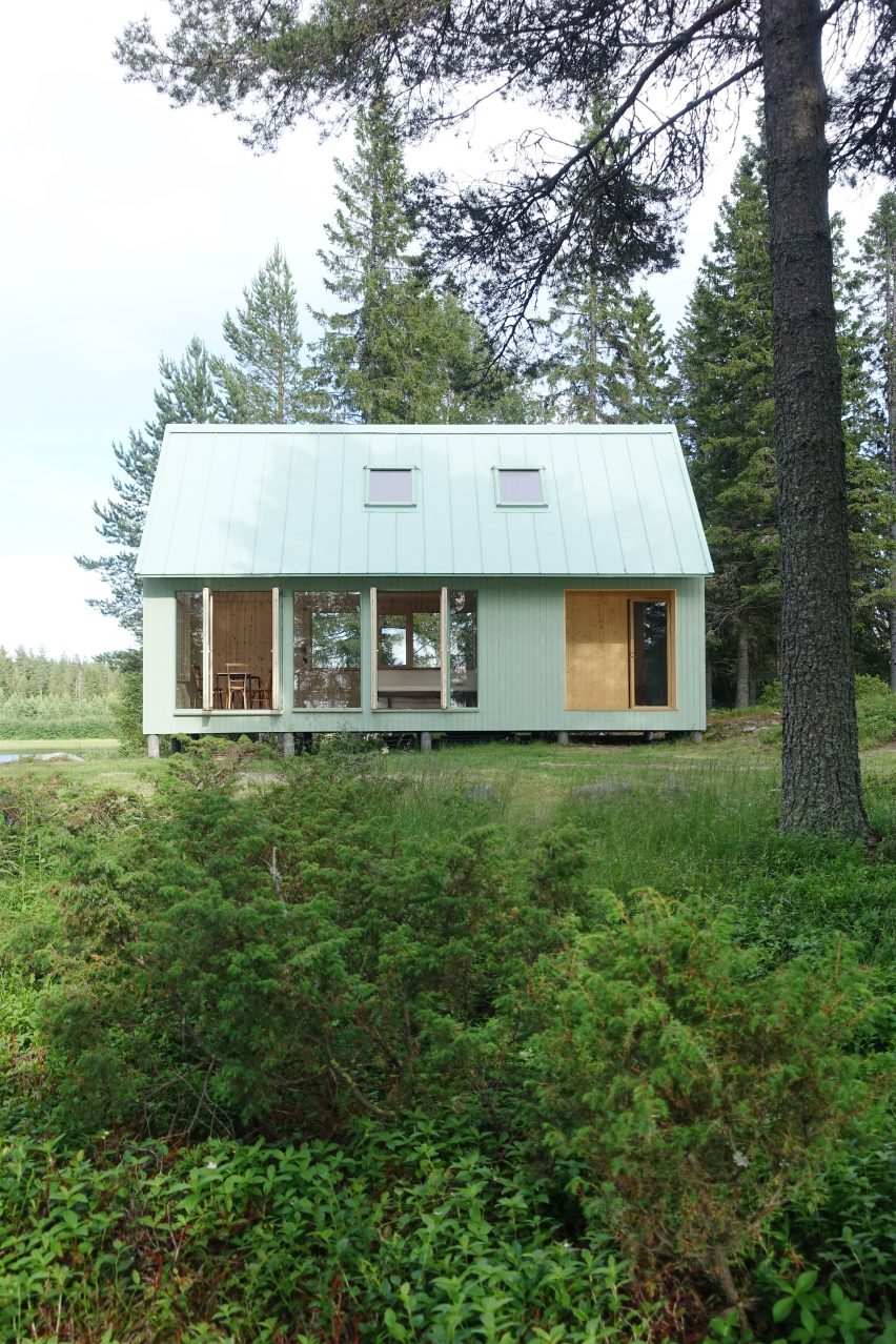 Granholmen summerhouse by Bornstein Lyckefors