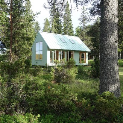 Granholmen summerhouse by Bornstein Lyckefors