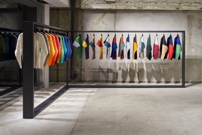 Homme Plissé Tokyo flagship by Tokujin Yoshioka