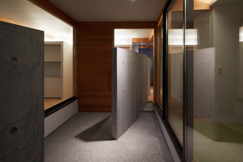 House in Konohana by FujiwaraMuro Architects
