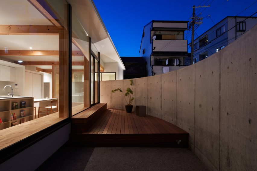 House in Konohana by FujiwaraMuro Architects