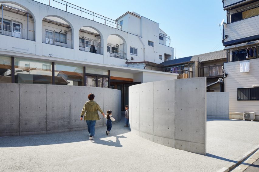 House in Konohana by FujiwaraMuro Architects