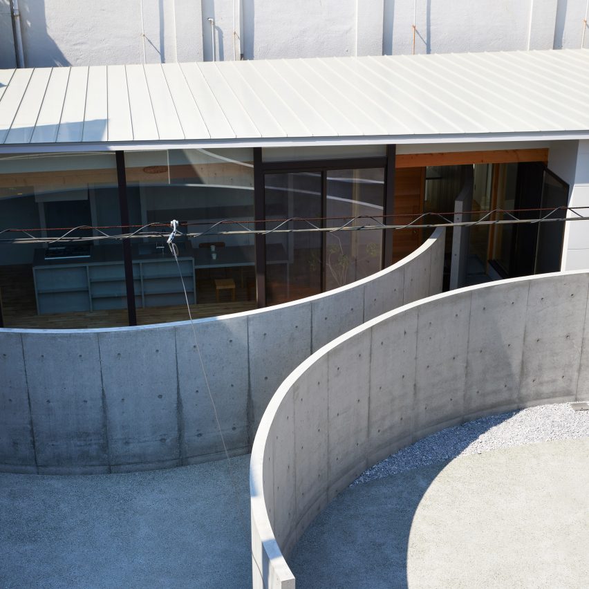 House in Konohana by FujiwaraMuro Architects