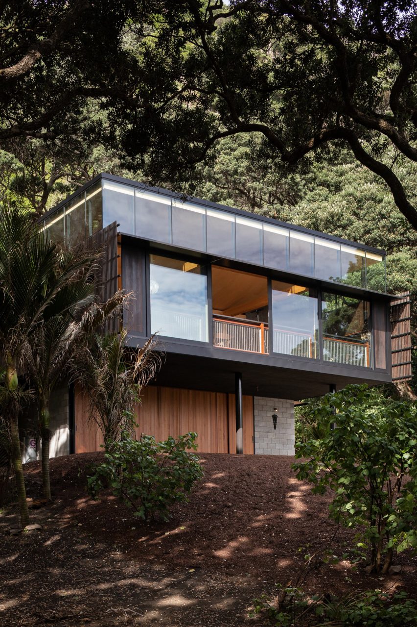 Kawakawa House by Herbst Architects
