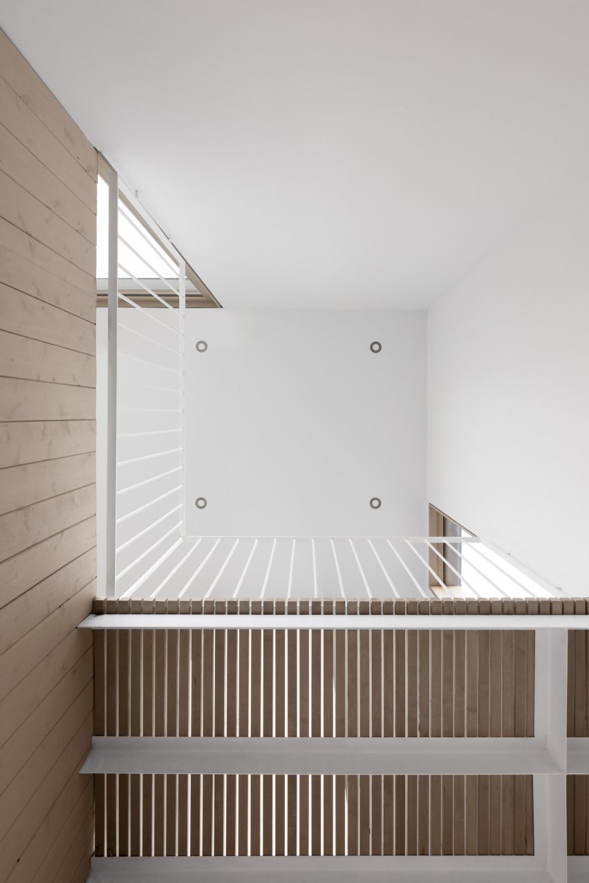 Les Voisines house by Atelier Pierre Thibault