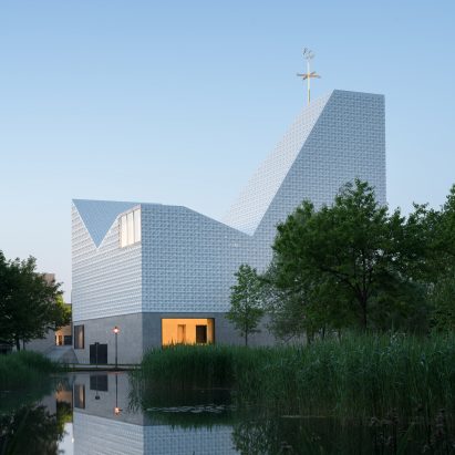 Kirche Seliger Pater Rupert Mayer church by Meck Architekten in Poing, Germany