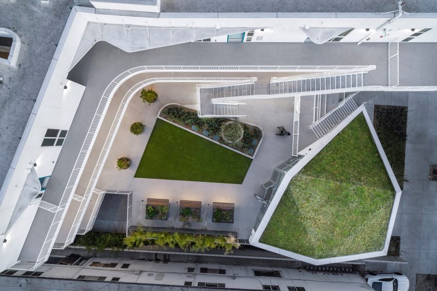 MLK1101 Supportive Housing by LOHA