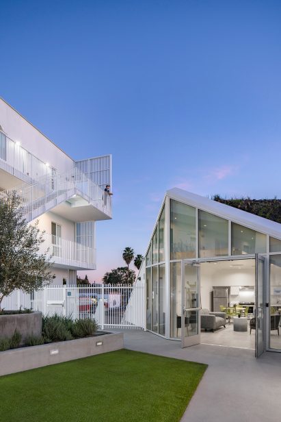 MLK1101 Supportive Housing by LOHA
