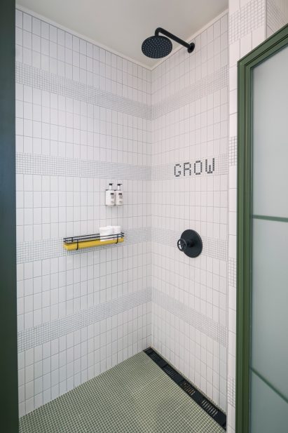 Moxy Chelsea Hotel by Rockwell Group and Yabu Pushelberg