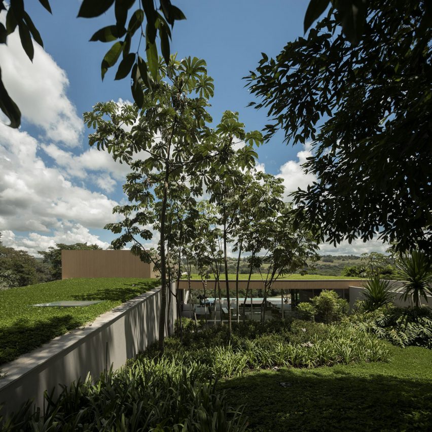 NVD House by Studio Arthur Casas