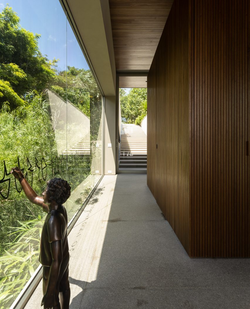 NVD House by Studio Arthur Casas