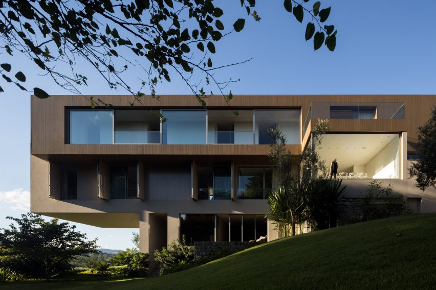 NVD House by Studio Arthur Casas