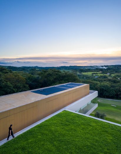 NVD House by Studio Arthur Casas
