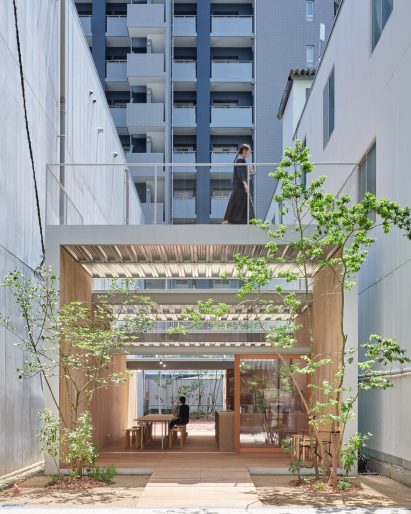 Omoken Park by Yabashi Architects