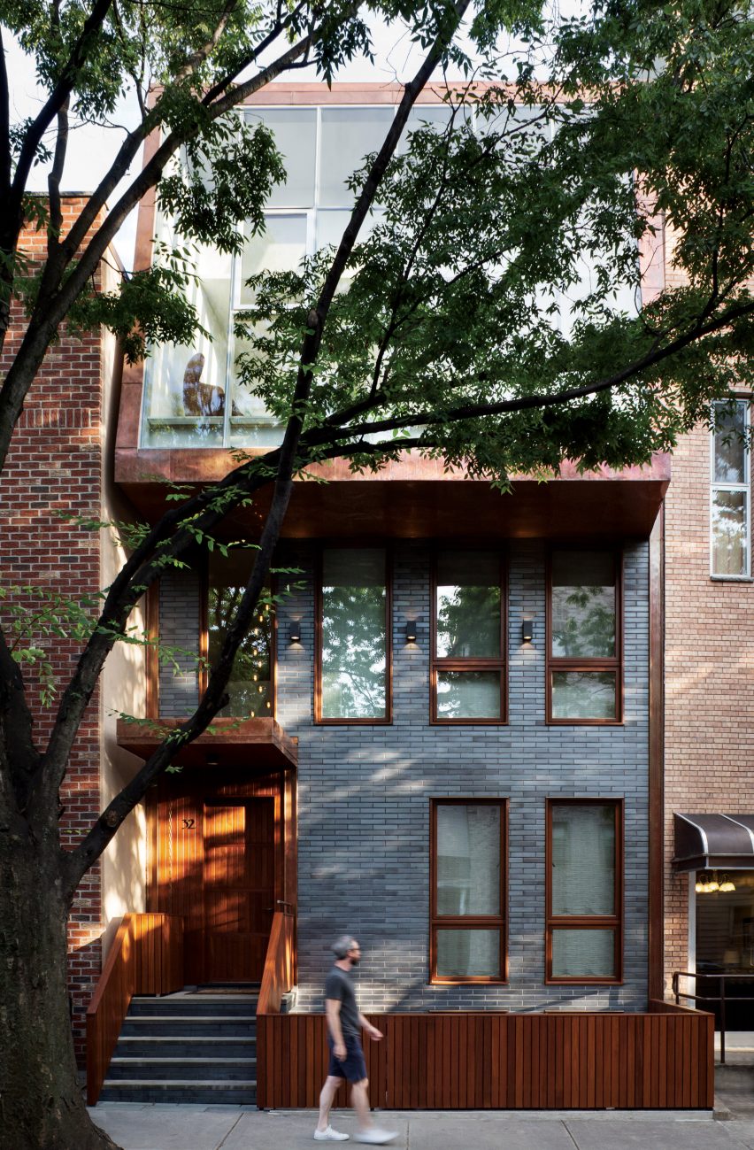 Prismatic Bay Townhouse by Peterson Rich Office