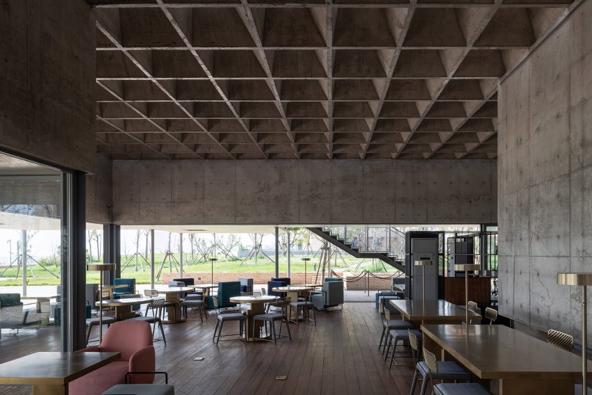 Restaurant y Sea by Vector Architects