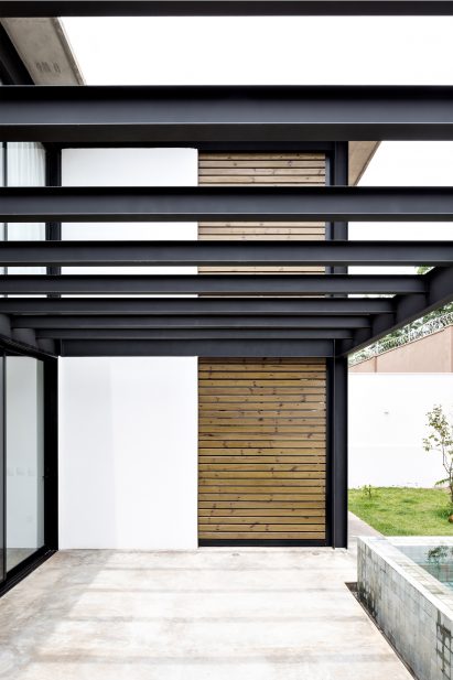 RP House by Estudio BG