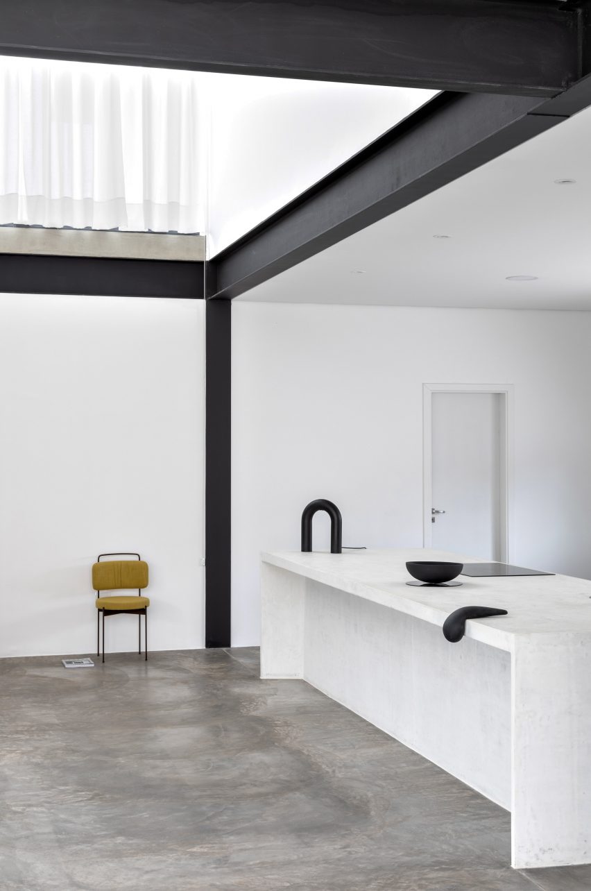 RP House by Estudio BG
