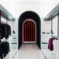 RtA Boutique by Dan Brunn Architecture