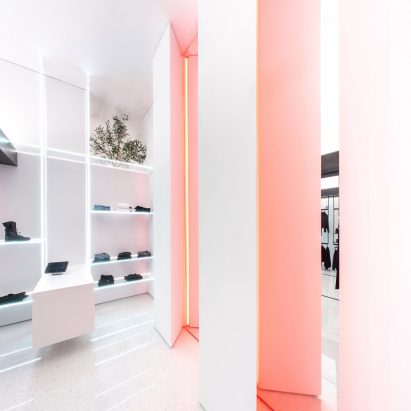 RtA Boutique by Dan Brunn Architecture