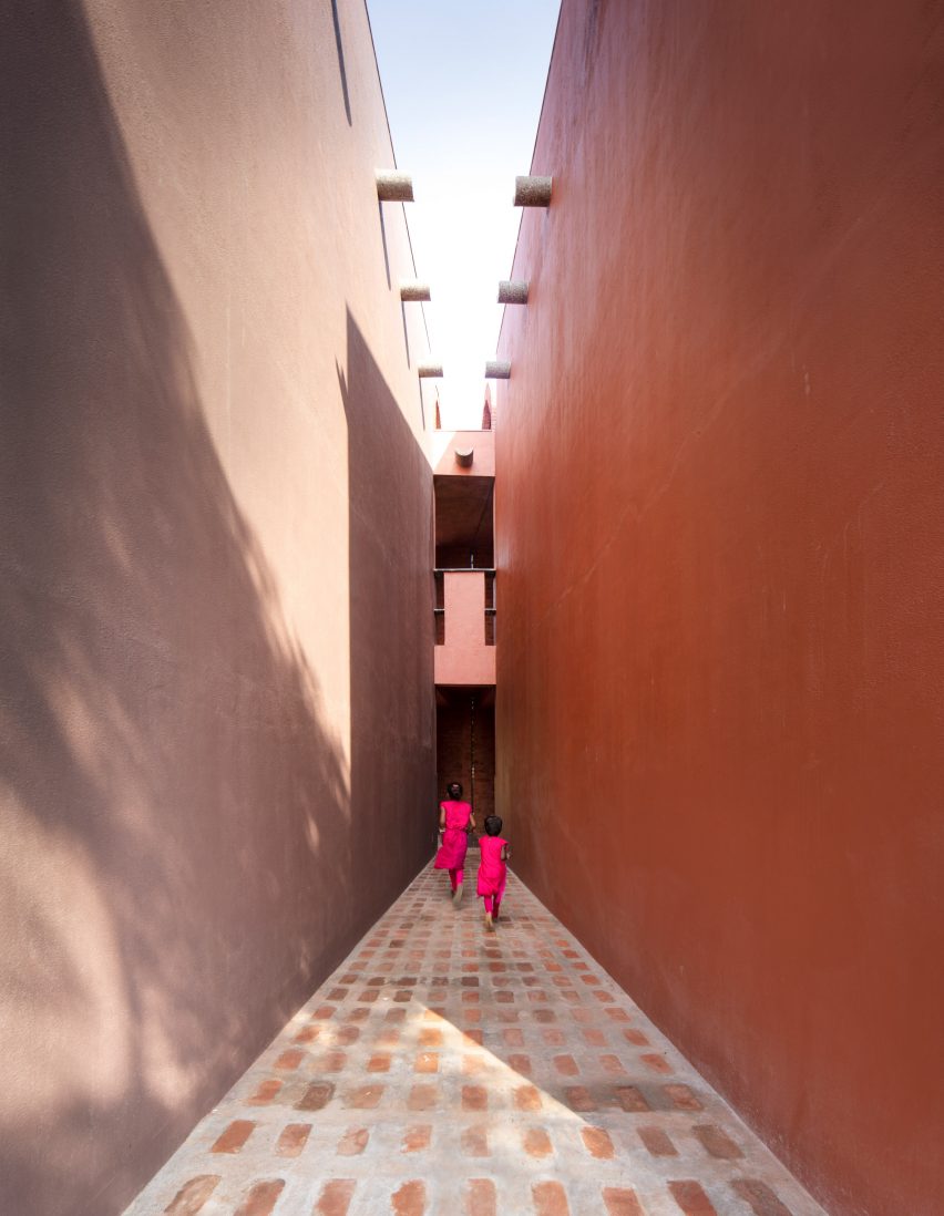 School of Dancing Arches by Samira Rathod Design Associates